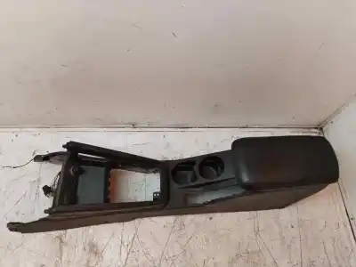 Pezzo di ricambio per auto di seconda mano bracciolo centrale per kia cee'd sw (ed) 1.6 crdi 115 riferimenti oem iam 1296687  