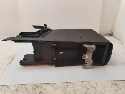 Peça sobressalente para automóvel em segunda mão apoio de braço consola central por peugeot 5008 confort referências oem iam 9686267677