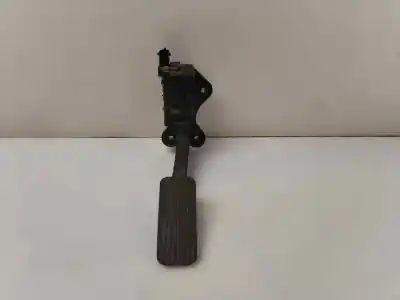 Second-hand car spare part accelerator pedal for kia cee'd sw (ed) 1.6 crdi 115 oem iam references 327002r300  
