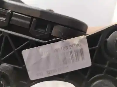 Second-hand car spare part accelerator pedal for kia cee'd sw (ed) 1.6 crdi 115 oem iam references 327002r300  