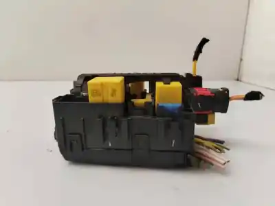 Second-hand car spare part fuse box unit for citroen c4 grand picasso rip curl oem iam references 9806192580  