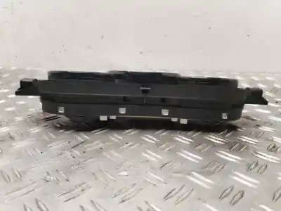 Peça sobressalente para automóvel em segunda mão quadrante por dacia dokker sl eficacia 75 cv / 55 kw referências oem iam 248100770r