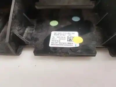 Peça sobressalente para automóvel em segunda mão display gps / multimídia por opel combo cargo (e) selection xl erhöhte nutzlast 102 cv / 75 kw referências oem iam 98345773zd