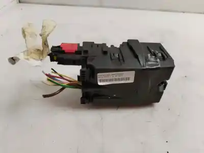 Peça sobressalente para automóvel em segunda mão caixa de fusíveis e relés por opel combo cargo (e) selection xl erhöhte nutzlast 102 cv / 75 kw referências oem iam b3f304287