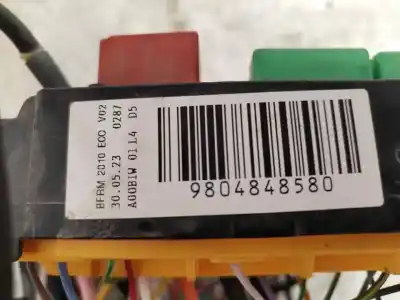 Peça sobressalente para automóvel em segunda mão caixa de fusíveis e relés por opel combo cargo (e) selection xl erhöhte nutzlast 102 cv / 75 kw referências oem iam 9804848580