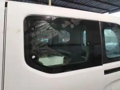 Peça sobressalente para automóvel em segunda mão porta de correr esquerda por opel combo cargo (e) edition 102 cv / 75 kw referências oem iam   