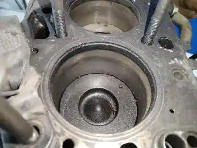 Pièce détachée automobile d'occasion moteur pour jaguar x-type 2.0 d executive références oem iam 