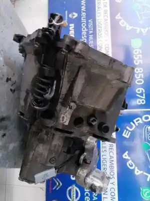 Pezzo di ricambio per auto di seconda mano riduttore per opel combo cargo (e) edition 102 cv / 75 kw riferimenti oem iam 20v261  