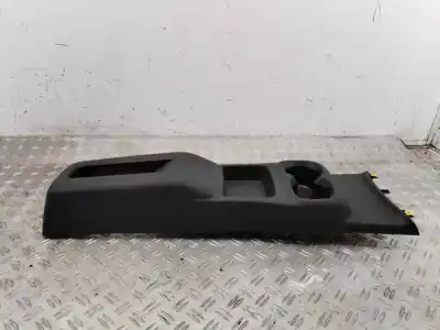 Pezzo di ricambio per auto di seconda mano bracciolo centrale per opel combo cargo (e) edition 102 cv / 75 kw riferimenti oem iam 9816872877  