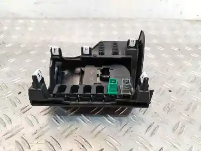 Second-hand car spare part headlights switch for opel combo cargo (e) edition 102 cv / 75 kw oem iam references 9823080877  