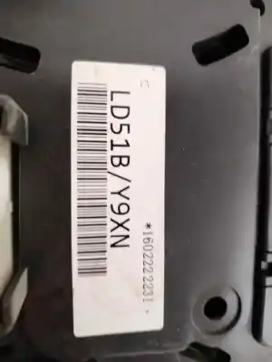 Peça sobressalente para automóvel em segunda mão quadrante por renault serie d fg 4x2 crew-cab 209 cv / 154 kw referências oem iam ld51by9xn