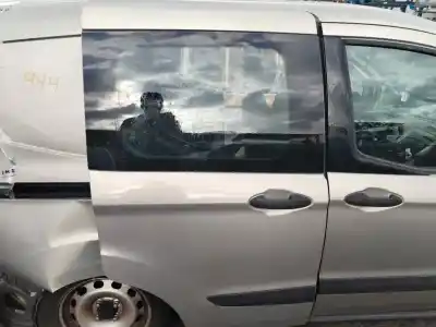Second-hand car spare part right sliding side door for ford transit courier limited 101 cv / 74 kw oem iam references   