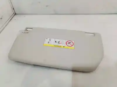 Tweedehands auto-onderdeel rechts zonnescherm voor ford transit courier limited 101 cv / 74 kw oem iam-referenties et76a04100