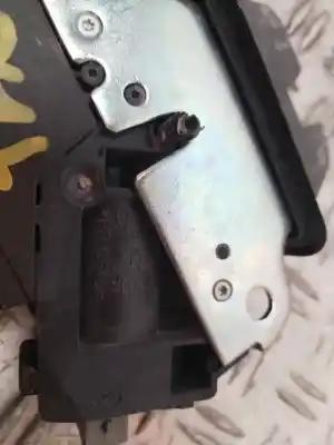 Second-hand car spare part trunk lock for seat exeo (3r2) 2.0 tdi oem iam references 4f5827505d  