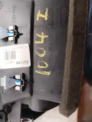 Автозапчастина б/у аераційна решіта для citroen c4 picasso intensive посилання на oem iam 967797647a  