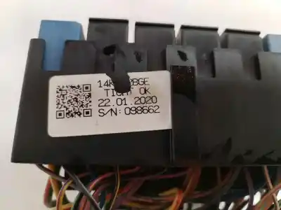 Second-hand car spare part FUSE BOX UNIT for FORD TRANSIT COURIER  OEM IAM references 098662  