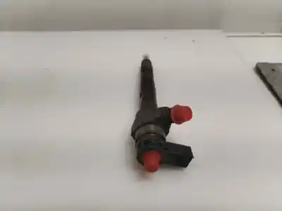 Second-hand car spare part injector for seat leon (5f1) 1.6 tdi oem iam references 04l130277aj