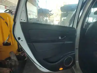 Автозапчастина б/у двері задні ліві для renault scenic iii xmod bose 110 cv / 81 kw посилання на oem iam   