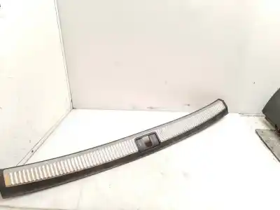 Peça sobressalente para automóvel em segunda mão moldagem por audi a4 avant (8e) 2.0 tdi referências oem iam 8l9864483c