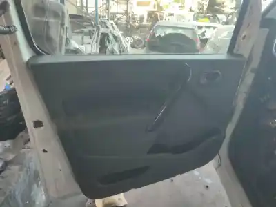 Second-hand car spare part left front door for renault kangoo profesional 95 cv / 70 kw oem iam references   
