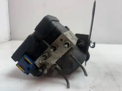 Peça sobressalente para automóvel em segunda mão abs por renault twingo dynamique 76 cv / 56 kw referências oem iam 8200403322-f  