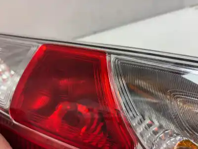 Second-hand car spare part right tailgate light for renault kangoo profesional 95 cv / 70 kw oem iam references 220-17766  verificado 1-10-25