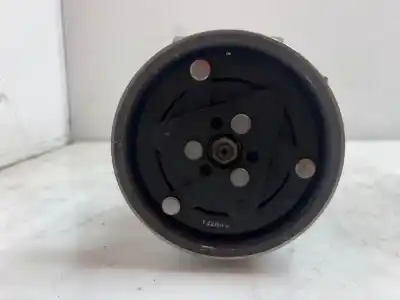 Peça sobressalente para automóvel em segunda mão Compressor De Ar Condicionado A/a A/c por RENAULT KANGOO Profesional 95 CV / 70 KW Referências OEM IAM 8200953359B  