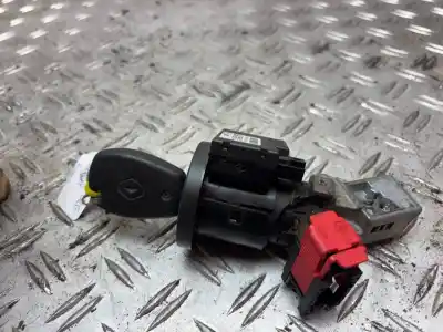 Second-hand car spare part ignition switch for renault kangoo profesional 95 cv / 70 kw oem iam references 8200405701f  