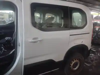 Second-hand car spare part Left Sliding Side Door for PEUGEOT RIFTER Allure Standard OEM IAM references   