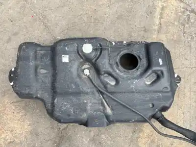 Second-hand car spare part fuel tank for dacia sandero essential oem iam references 172027019r  172027019r