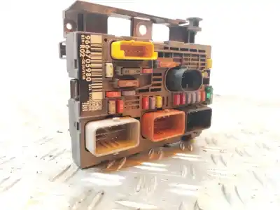 Pezzo di ricambio per auto di seconda mano scatola relè/fusibili per citroen c4 picasso exclusive riferimenti oem iam 9664705980  