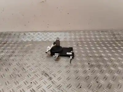 Peça sobressalente para automóvel em segunda mão Módulo Eletrônico por AUDI A3 (8P) 1.6 TDI Ambiente Referências OEM IAM 8P4035225D  