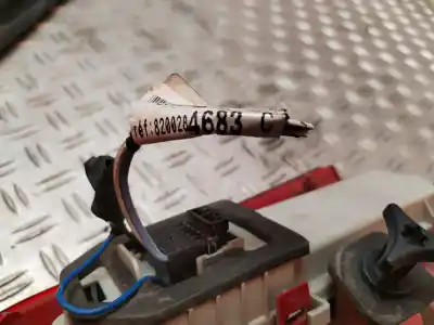 Автозапчасти б/у  за RENAULT CLIO II FASE II (B/CB0)  ссылки OEM IAM 8200284683C  