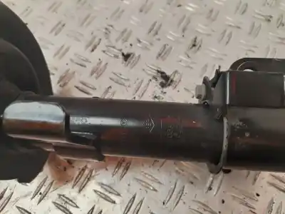 Peça sobressalente para automóvel em segunda mão amortecedor dianteiro direito por renault clio iv dynamique referências oem iam tr03a17