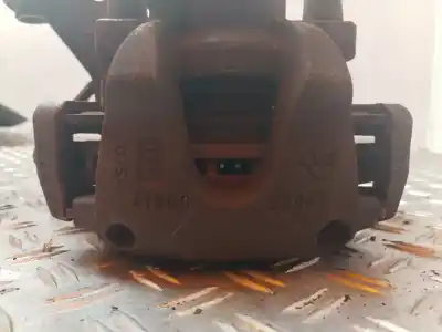 Second-hand car spare part front right knuckle for renault clio iv dynamique oem iam references   