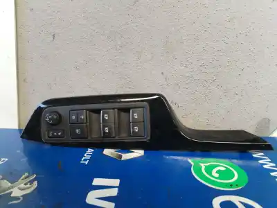 Second-hand car spare part LEFT FRONT POWER WINDOW SWITCH for TOYOTA C-HR (X10)  OEM IAM references 515818A  