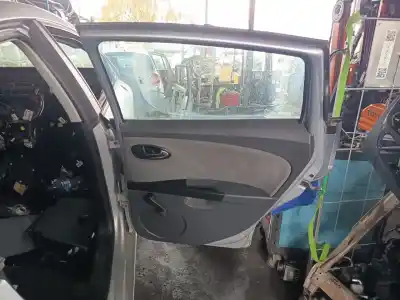 İkinci el araba yedek parçası arka sag kapi için seat leon (1p1) reference oem iam referansları   