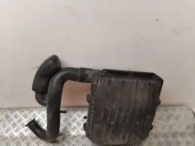 Second-hand car spare part air filter for volkswagen polo advance oem iam references 04c129611p