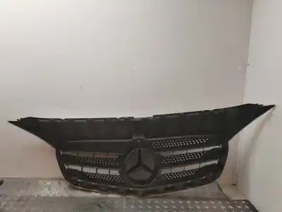 Автозапчасти б/у передняя решетка за renault clio ii fase ii (b/cb0) 1.5 dci diesel 65 cv / 48 kw ссылки oem iam a4158880023  