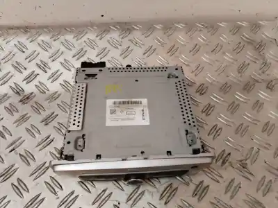 Second-hand car spare part audio system / radio cd for renault scenic iii xmod bose oem iam references 281158566r  