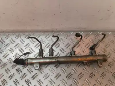 Pezzo di ricambio per auto di seconda mano rampa iniettori per iveco daily furgón fg 33 s ... v batalla 3000 riferimenti oem iam 0445224065  