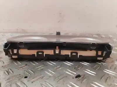 Second-hand car spare part Dashboard for RENAULT CLIO III Business OEM IAM references 8200628775  