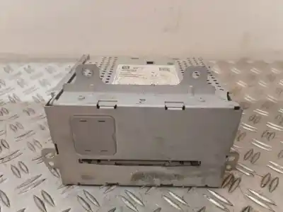 Second-hand car spare part Audio System / Radio Cd for OPEL MERIVA B Selective 120 CV / 88 KW OEM IAM references 557799431  
