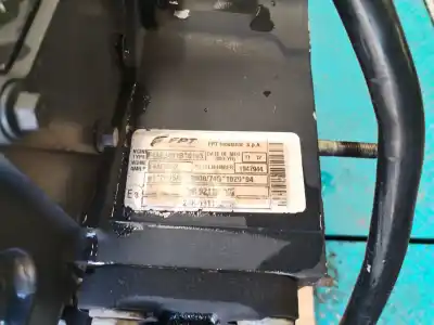 Pezzo di ricambio per auto di seconda mano motore completo per iveco eurocargo fg 80 e tráfico urbano riferimenti oem iam f4ae3481bs  