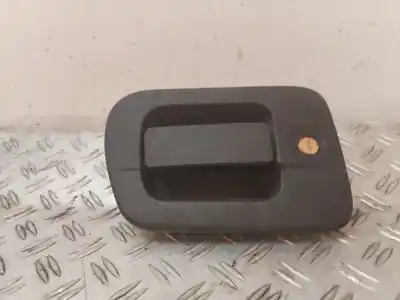 Second-hand car spare part exterior right front door handle for iveco eurocargo 05.03 -> fg 75 e larga distancia oem iam references 504308466
