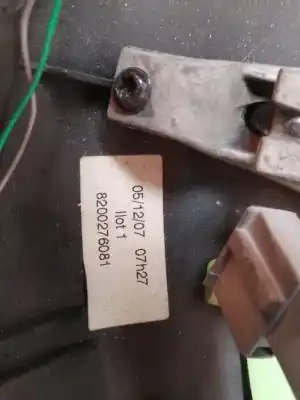 Peça sobressalente para automóvel em segunda mão volante por renault scenic ii exception 86 cv / 63 kw referências oem iam 8200276081