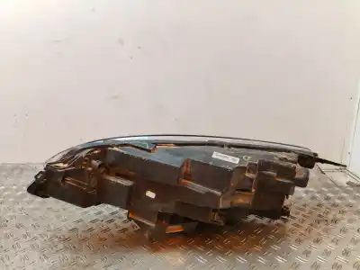 Second-hand car spare part right headlight for ford kuga hybrid st-line 190 cv / 140 kw oem iam references lv4b13e016ap  