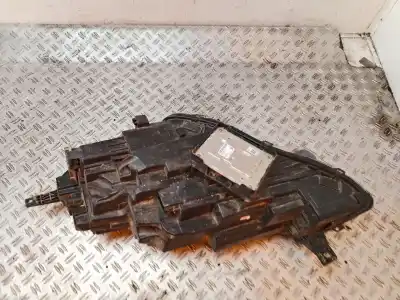 Second-hand car spare part right headlight for ford kuga hybrid st-line 190 cv / 140 kw oem iam references lv4b13e016ap  