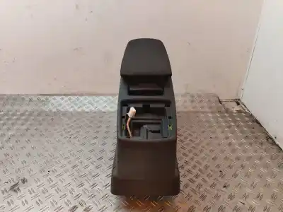Автозапчастина б/у центральний подлокник для renault scenic iii xmod bose посилання на oem iam 091151034  
