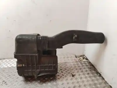Peça sobressalente para automóvel em segunda mão filtro de ar por renault serie d fg 4x2 crew-cab 209 cv / 154 kw referências oem iam 16554lc40a
